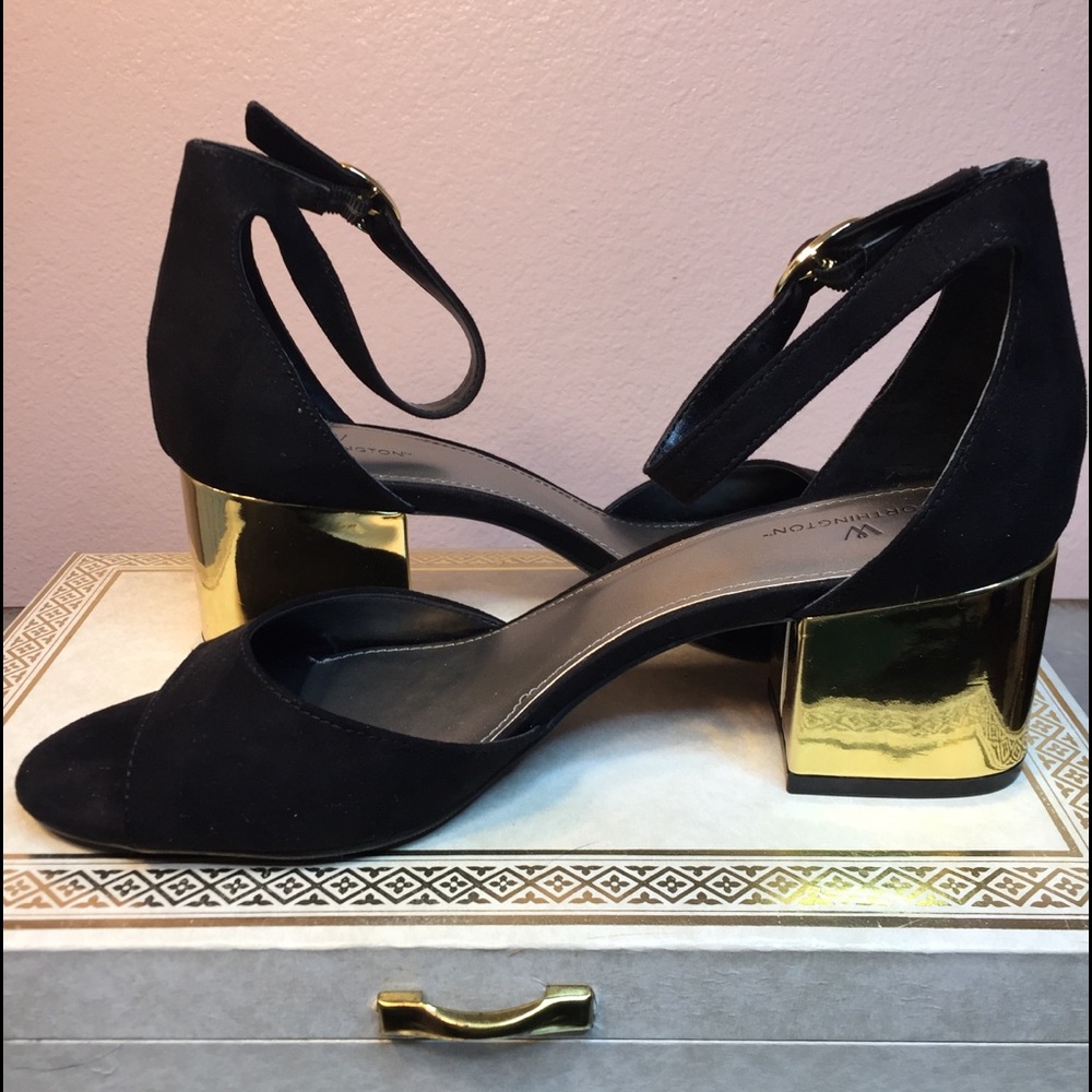 NWOT Worthington Ischia Black/Gold Heel- 8.5